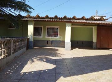 Casa · 340m² · 3 Quartos · 3 Vagas · Casa com 3 dormitórios e piscina em Cabreúva/SP
