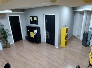Comercial · 240m² · 4 Vagas · Livia Machado Imóveis apresenta: Loja para locação em Galeria na Praia do Suá - Vitória/ES