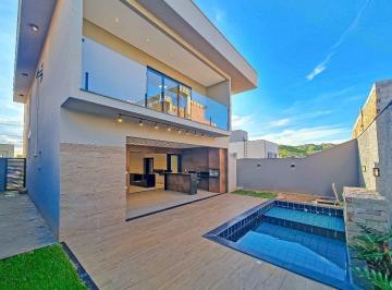 dc9bdb76ad7efb75567b510b7dec18489bf76dbf · Sobrado com 3 dormitórios à venda, 228 m² por R$ 1.590.000,00 - Jardins Capri - Senador Canedo/GO