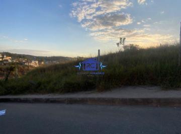 imovel_5885_39936.jpg · Lote plano em terreno aclive medindo 337,50m²