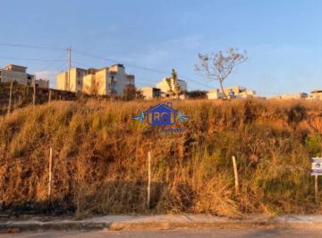 imovel_5887_39939.jpg · Lote com topografia aclive medindo 484m² sendo 12 de frente.
