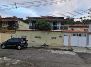 Casa · 285m² · 3 Quartos · 3 Vagas · Casa de condomínio na Taquara, 3 quartos