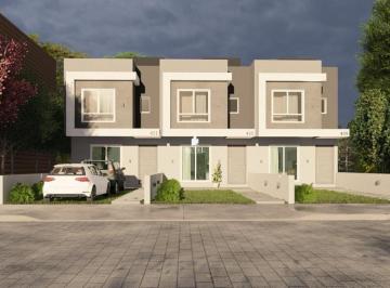 Casa · 102m² · 3 Quartos · 2 Vagas · Sobrado à venda no bairro São Luiz - Caxias do Sul/RS
