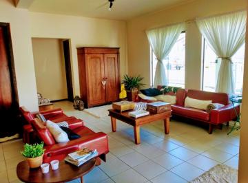 Casa · 173m² · 3 Quartos · 2 Vagas · Casa em Centro, Timbó/SC