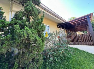 Casa · 51m² · 2 Quartos · 1 Vaga · Casa à venda no bairro Dos Estados - Timbó/SC