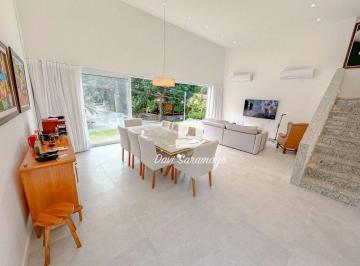 a4d5ff66a2737e1e99a6007f6ed42e08a48bb7d2 · Casa alto padrão dentro de condomínio!
