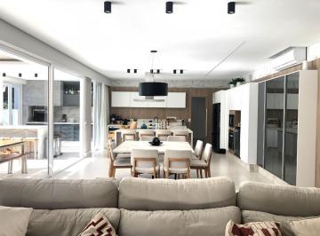 5 · Casa com 3 quartos no bairro Rio Tavares