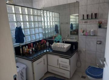 6deab0ad0139aea15d80e4ae9740cb14ffb7d183 · Sobrado com 3 dormitórios à venda, 263 m² por R$ 670.000,00 - Parque Selecta(Montanhão) - São Bernar