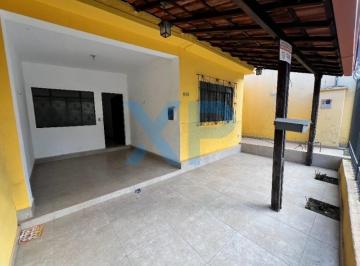 GARAGEM · CASA RESIDENCIAL A VENDA NO BAIRRO INTERLAGOS EM DIVINÓPOLIS-MG