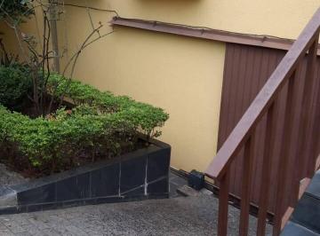 Casa · 246m² · 4 Quartos · 4 Vagas · Sobrado com 4 Dormitórios sendo 1 Suíte - 4 Vagas