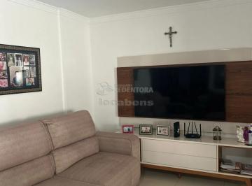 Apartamento · 140m² · 3 Quartos · 2 Vagas · Apartamento de 3 dormitórios com armários no bairro Villa Imperial.