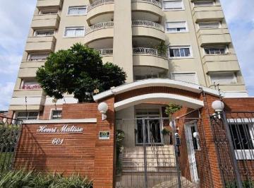 1a8dbf8797db39b5a982eb2b20e92ba6fad3f21f · Sacada com churrasqueira, 2 suítes e lavabo