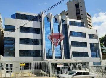 ab8de1ed5b66fc272b09d2d9e2d1ed68b86fe19c · Prédio na Rua Duquesa de Goiás
