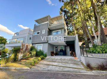 Casa · 215m² · 5 Quartos · 2 Vagas · Sobrado 215M² - 05 Dormitórios - Centro - São José dos Pinhais
