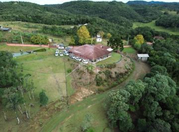 Rural · 500m² · 5 Quartos · Sítio com 05 quartos/dormitórios no bairro Queimada Grande, em Rancho Queimado- SC