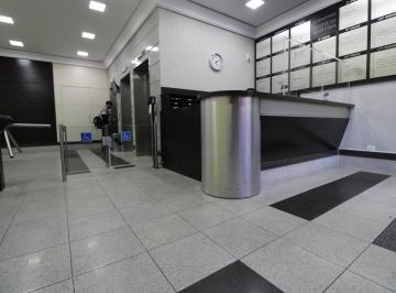 HALL DE ENTRADA · SALA COMERCIAL CENTRO DE CURITIBA COM 97M2 ÚTIL