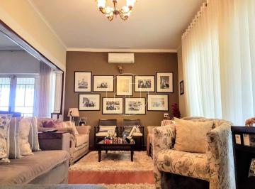 Casa · 281m² · 3 Quartos · 3 Vagas · Casa à venda em Campinas, Vila Industrial, com 3 quartos, com 281.2 m²