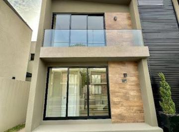 9a8322497afc7b8162faaf9064c9c217210f01c4 · Casa com 3 dormitórios à venda, 112 m² por R$ 950.000,00 - Chácara Interlagos - Atibaia/SP