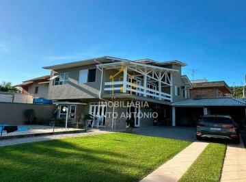 Casa · 220m² · 3 Quartos · Oportunidade na Vargem Pequena