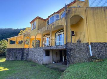 606208_iItr3CxcsL9Y75vvm69_6062086684552fdef77.jpg · Chácara com 4 casas sendo uma datada de 1850 - 800m da BR116