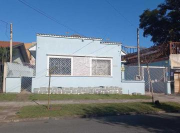 Casa · 170m² · 3 Quartos · 4 Vagas · Casa à venda - na Água Verde