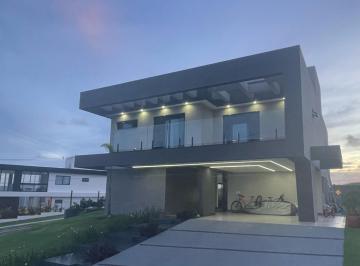 Casa , Abrantes · CASA ALPHAVILLE NORTE 3, 500M2, 4 SUITES! LINDÍSSIMA!