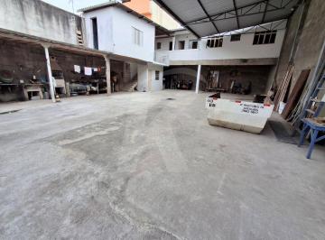 Comercial · 260m² · 20 Vagas · Galpão comercial medindo 260 m² com 2 banheiros