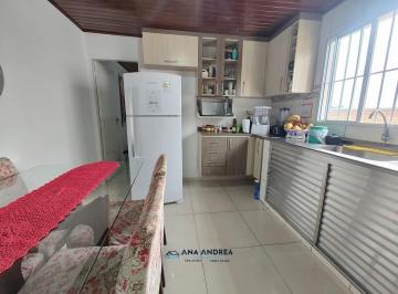 Casa · 715m² · 2 Quartos · 2 Vagas · Itapecerica da Serra, Casa com 715m de terreno