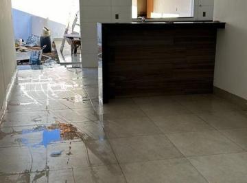 Casa · 170m² · 3 Quartos · 3 Vagas · Casa com 3 quartos à venda no Bairro Planalto - Uberlândia/MG