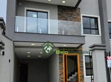 Casa · 130m² · 3 Quartos · 2 Vagas · Casa à venda - em Porto das Laranjeiras