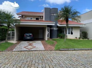 Casa · 318m² · 4 Quartos · 4 Vagas · Casa em Balneário Camboriú no bairro Dos Estados