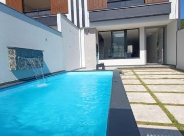 Casa · 158m² · 3 Quartos · 2 Vagas · Sobrado em Camboriú no bairro São Francisco de Assis com 03 suítes