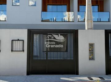 Casa · 75m² · Sobrado à venda, Bairro Rio Pequeno, CAMBORIU - SC com 02 Suítes