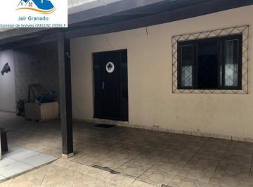 Casa · 140m² · 6 Quartos · 2 Vagas · 03 Casas no Terreno em Camboriú no bairro Areias