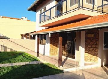 Casa · 518m² · 5 Quartos · 1 Vaga · 02 Casa em um Terreno no Centro de Camboriú