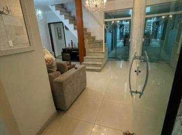 Casa · 305m² · 4 Quartos · 3 Vagas · Sobrado à venda 4 quartos 4 suítes 3 vagas Santa Terezinha - São Bernardo do Campo - SP