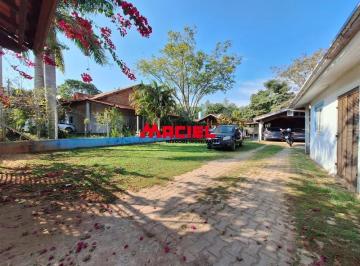 Rural · 600m² · 5 Quartos · 13 Vagas · Chácara em Jambeiro 1.500m² com Piscina, Poço, Árvores Frutíferas, Chalé, Sauna, Capela e Muito Mais