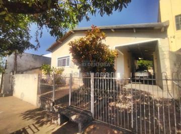 Casa · 360m² · 6 Quartos · 2 Vagas · Casa com Edícula Venda São Francisco Zona Sul
