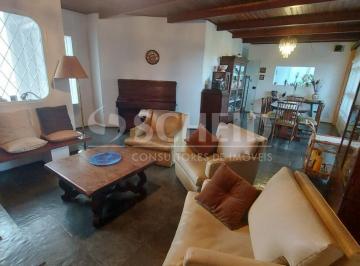 Casa · 390m² · 4 Quartos · 3 Vagas · Casa a venda no jardim Londrina Morumbi  com 4 quartos sendo 2 suites.