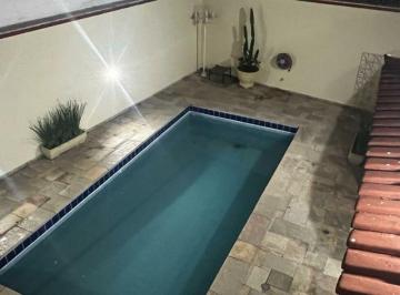 Casa · 300m² · Sobrado 4 dormitórios Jd. Guapira