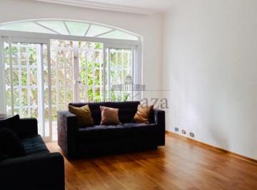Casa · 317m² · 4 Quartos · 2 Vagas · Oportunidade - Casa Sobrado - Jardim Cordeiro - 4 Dormitórios - 270m².