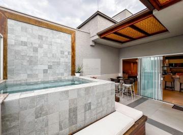 Apartamento · 180m² · 3 Quartos · 3 Vagas · Cobertura plana a 5 minutos do centro de Blumenau -SC