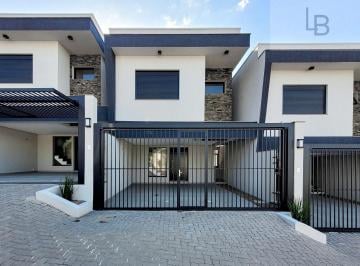 Casa · 113m² · 3 Quartos · 2 Vagas · Casa à venda no bairro Petrópolis - Novo Hamburgo/RS