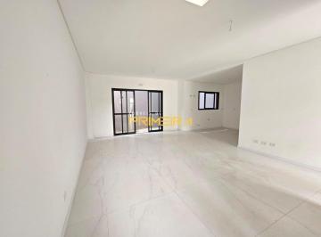 Casa de 3 quartos, Curitiba · Viva com Estilo e Conforto: Sobrado de 3 Quartos à Venda no São Lourenço