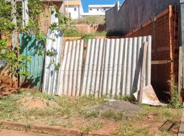 Casa · 130m² · CASA JARDIM YPÊ - BOTUCATU / SP
