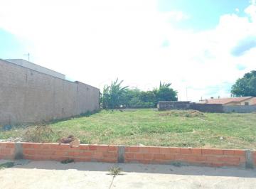 Casa · 250m² · CASA JARDIM MONTE MOR - BOTUCATU / SP
