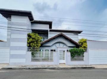 Casa · 500m² · CASA CHÁCARA DOS PINHEIROS - BOTUCATU / SP