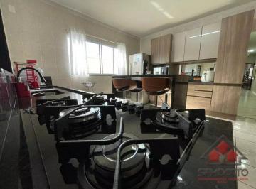 Casa · 180m² · CASA VILA SÃO LUCIO - BOTUCATU / SP