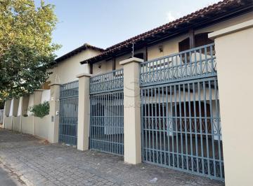 Casa · 924m² · CASA CENTRO - BOTUCATU / SP