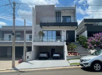Casa · 250m² · CASA CENTRAL PARQUE - BOTUCATU / SP